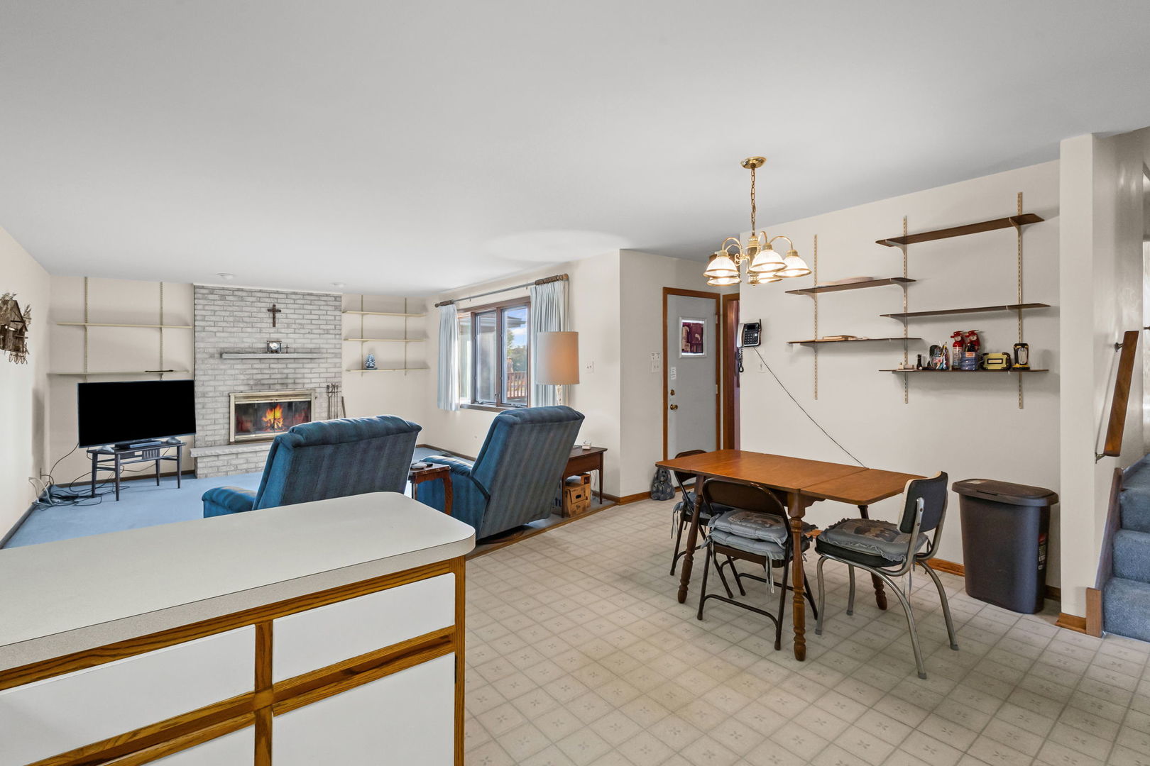 17018 93rd Avenue, Orland Hills, IL 60487