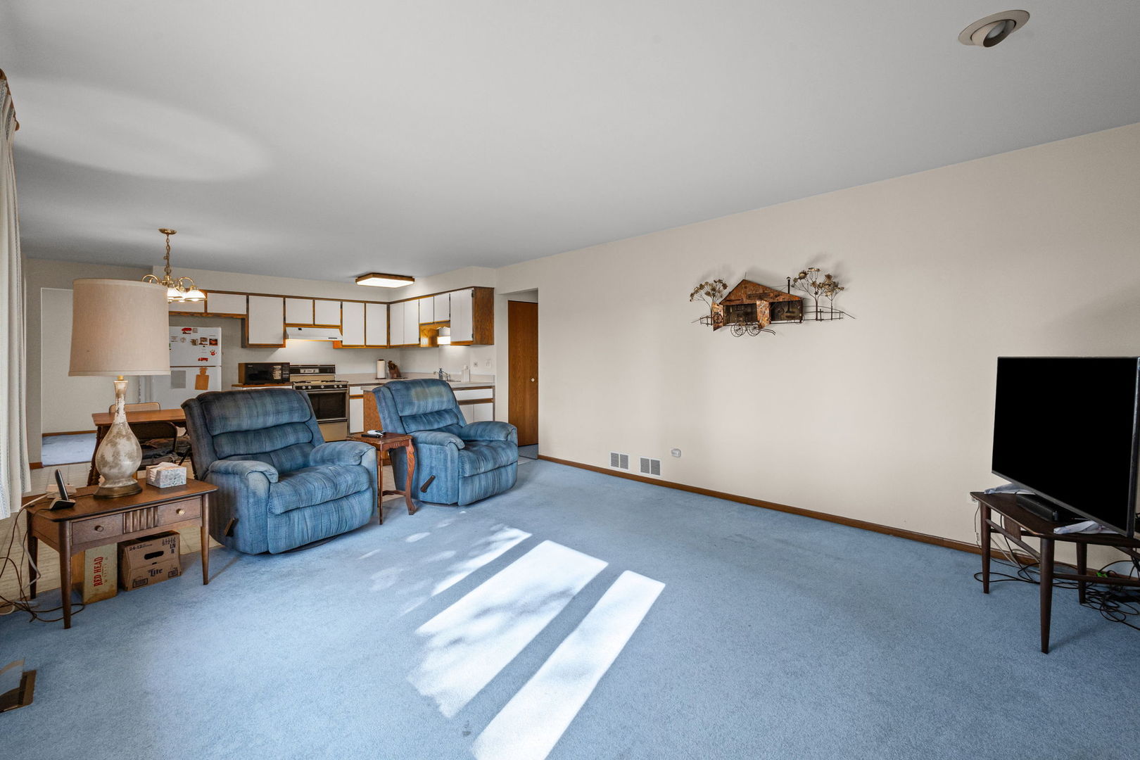 17018 93rd Avenue, Orland Hills, IL 60487