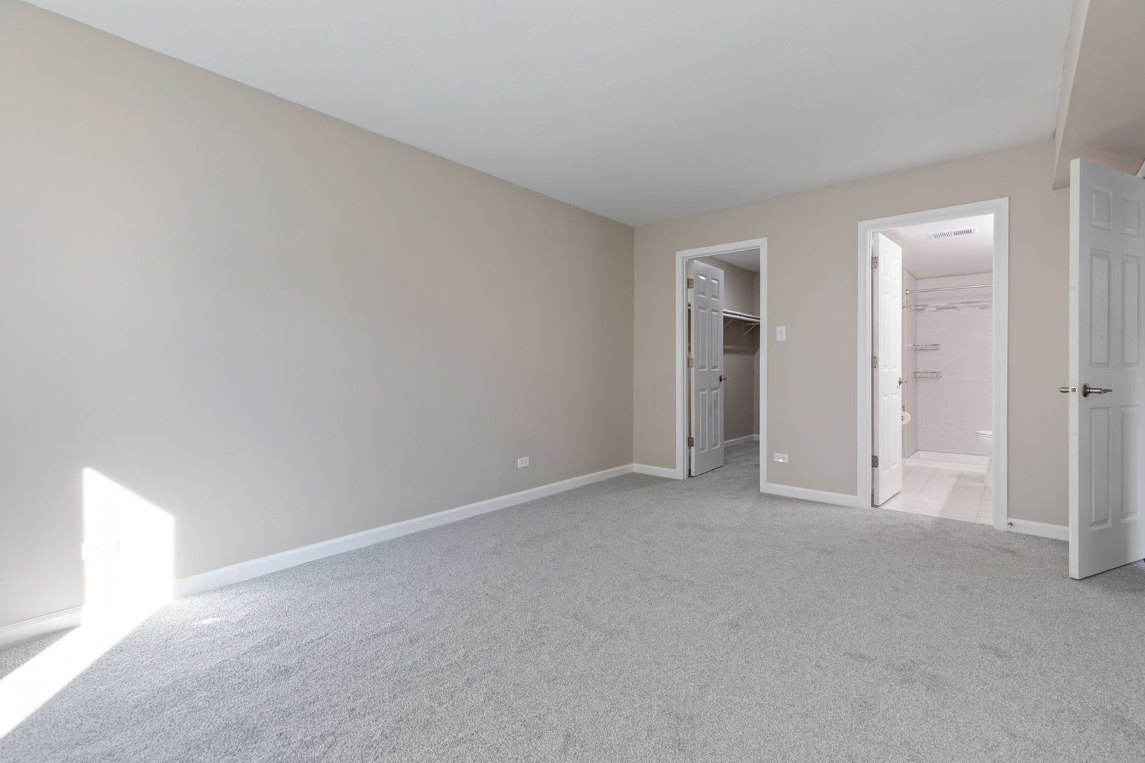 11134 Northwest Road #3C, Palos Hills, IL 60465