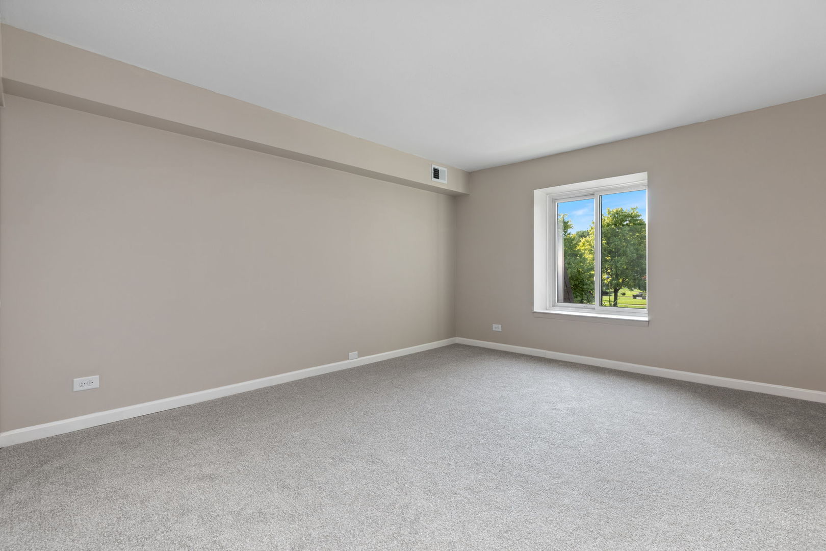 11134 Northwest Road #3C, Palos Hills, IL 60465