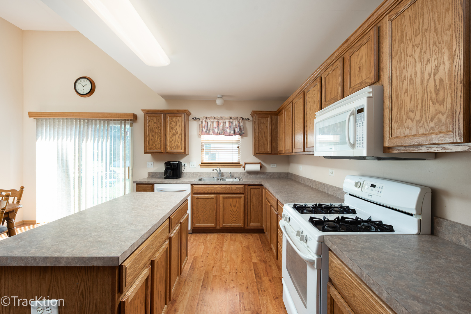 2804 Turnberry Drive, Ottawa, IL 61350