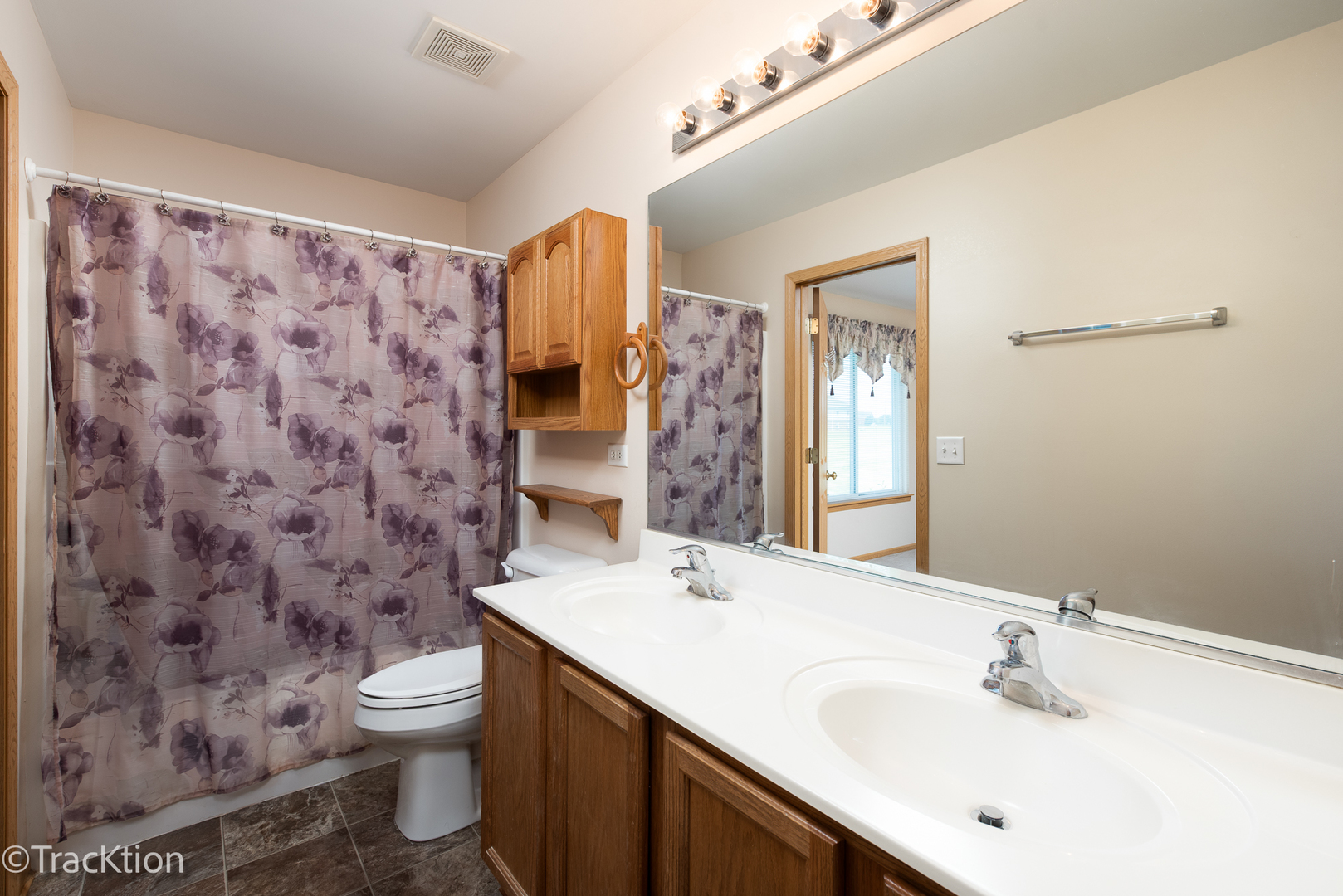 2804 Turnberry Drive, Ottawa, IL 61350