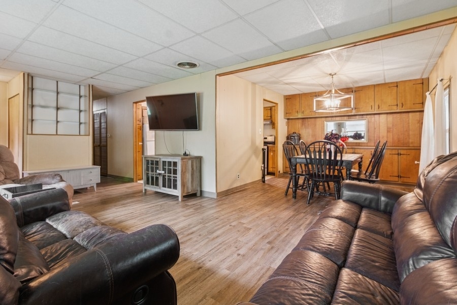 584 N Division Street, Braidwood, IL 60408