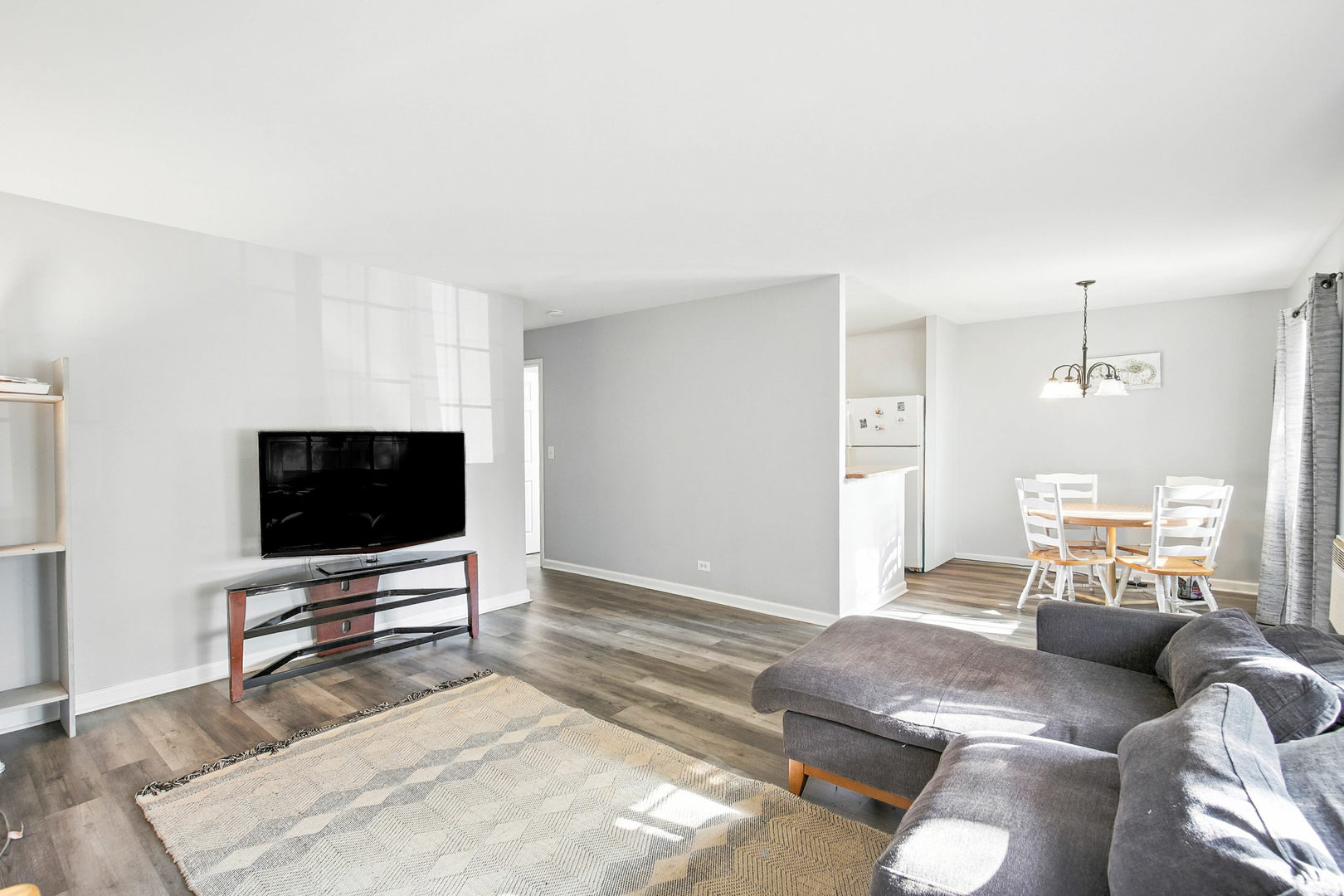 2506 Algonquin Road #1, Rolling Meadows, IL 60008