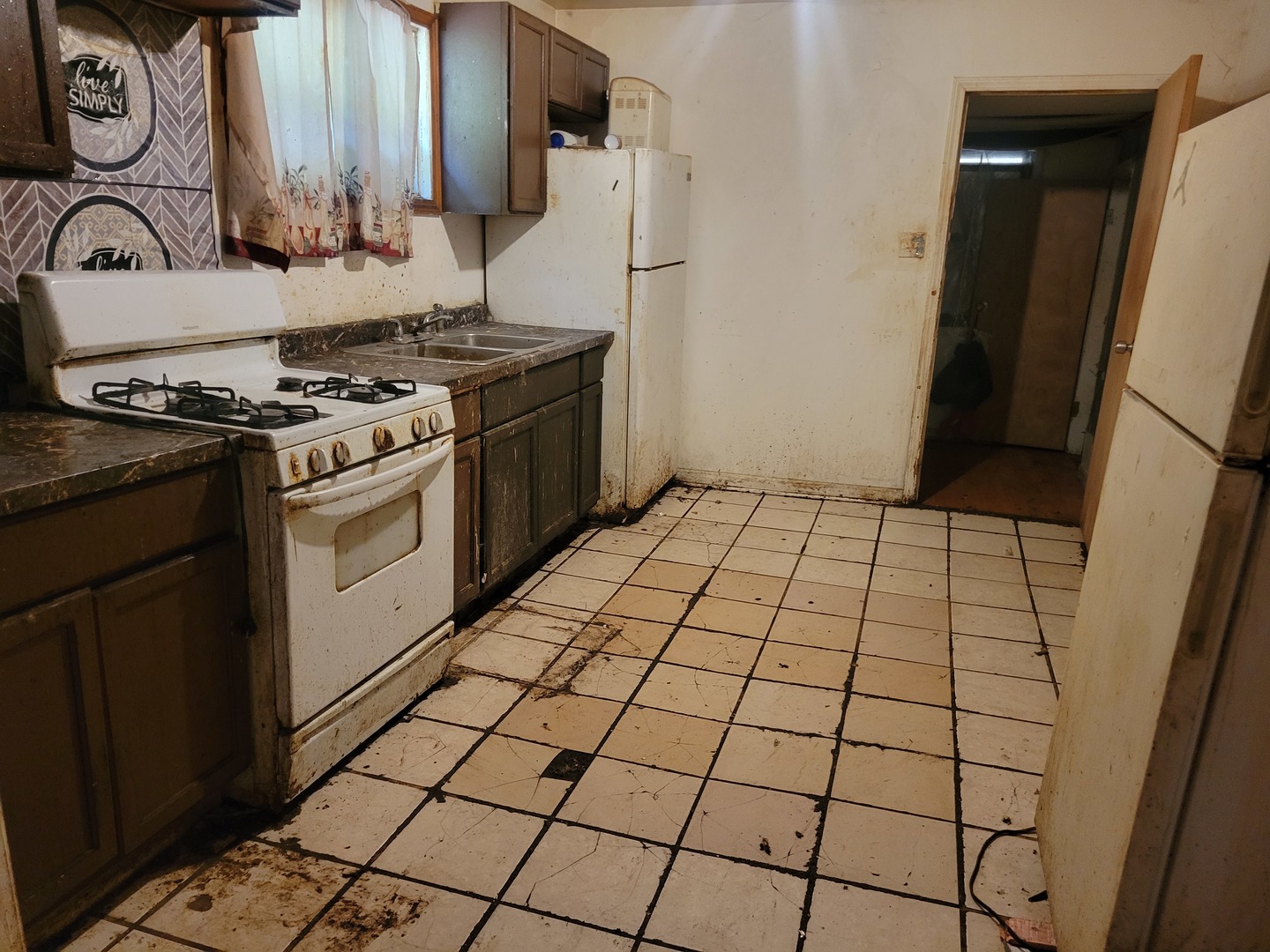 1412 E 75th Street, Chicago, IL 60619