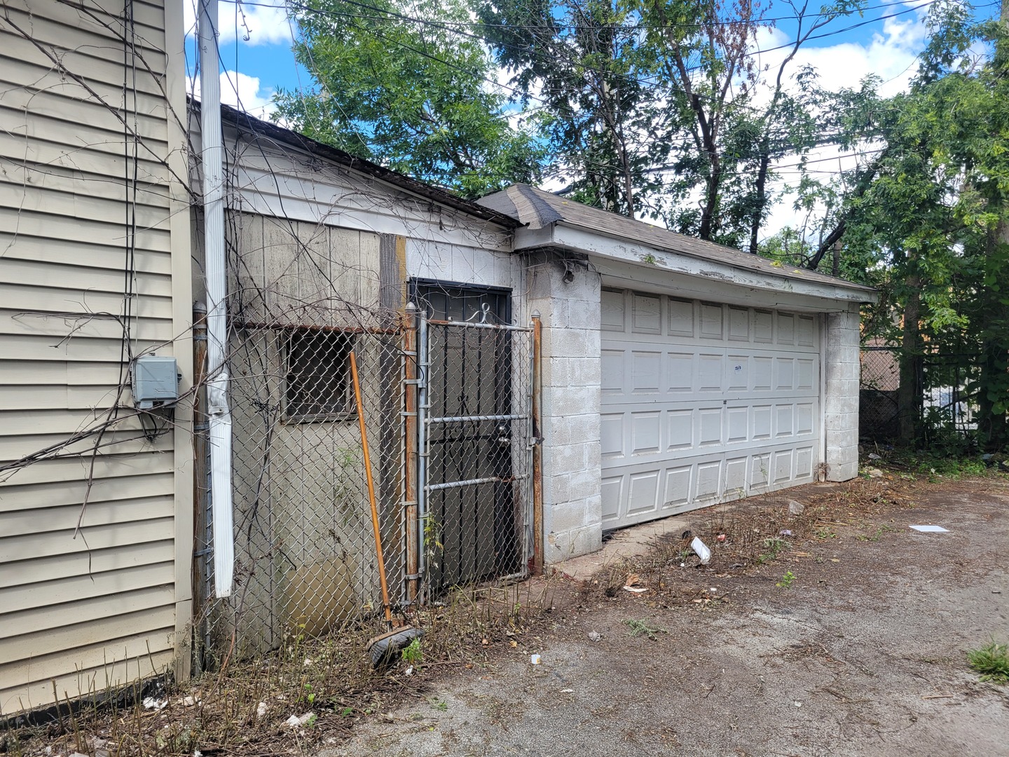 1412 E 75th Street, Chicago, IL 60619