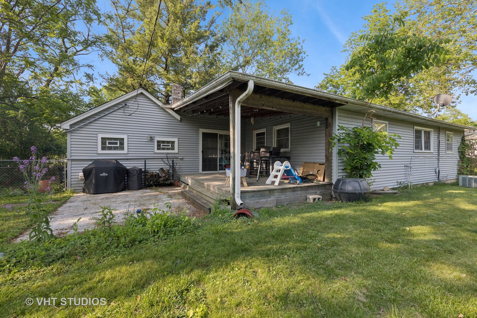 901 E Krage Drive, Addison, IL 60101