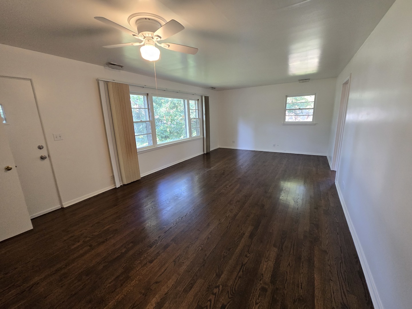 901 E Krage Drive, Addison, IL 60101