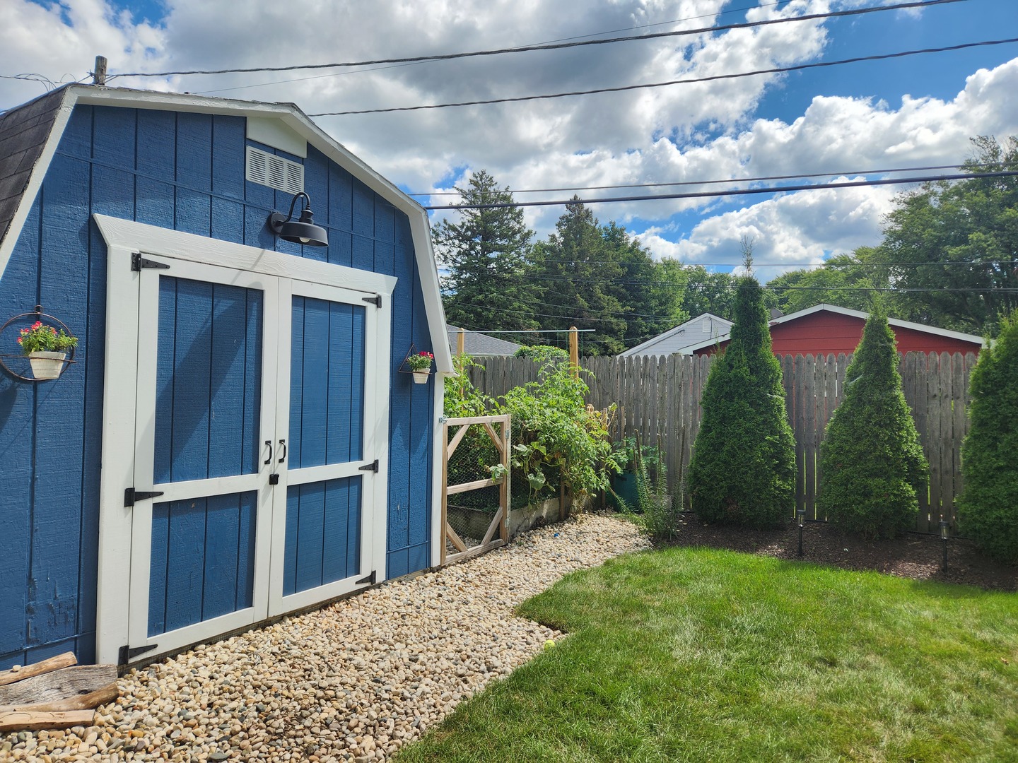 835 MCKINLEY Avenue, Mundelein, IL 60060