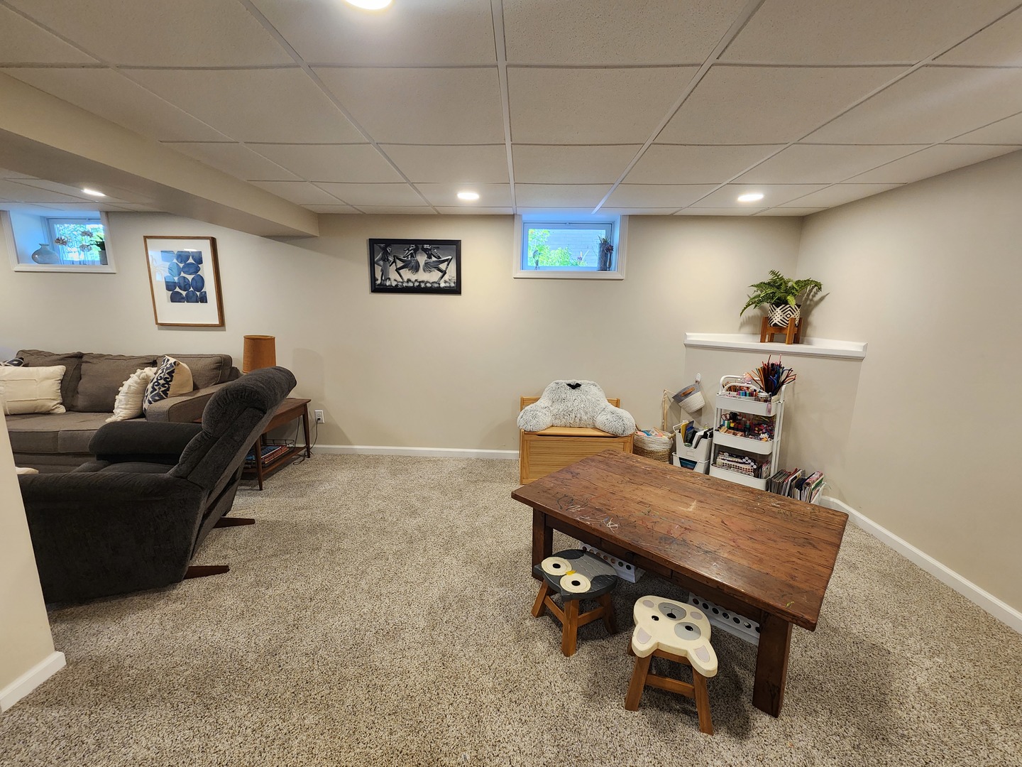 835 MCKINLEY Avenue, Mundelein, IL 60060