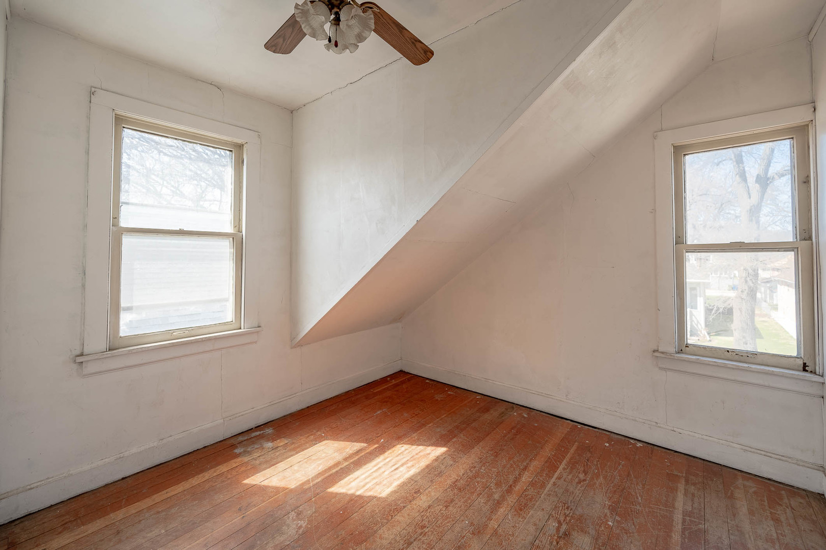 1118 Thomas Avenue, Forest Park, IL 60130