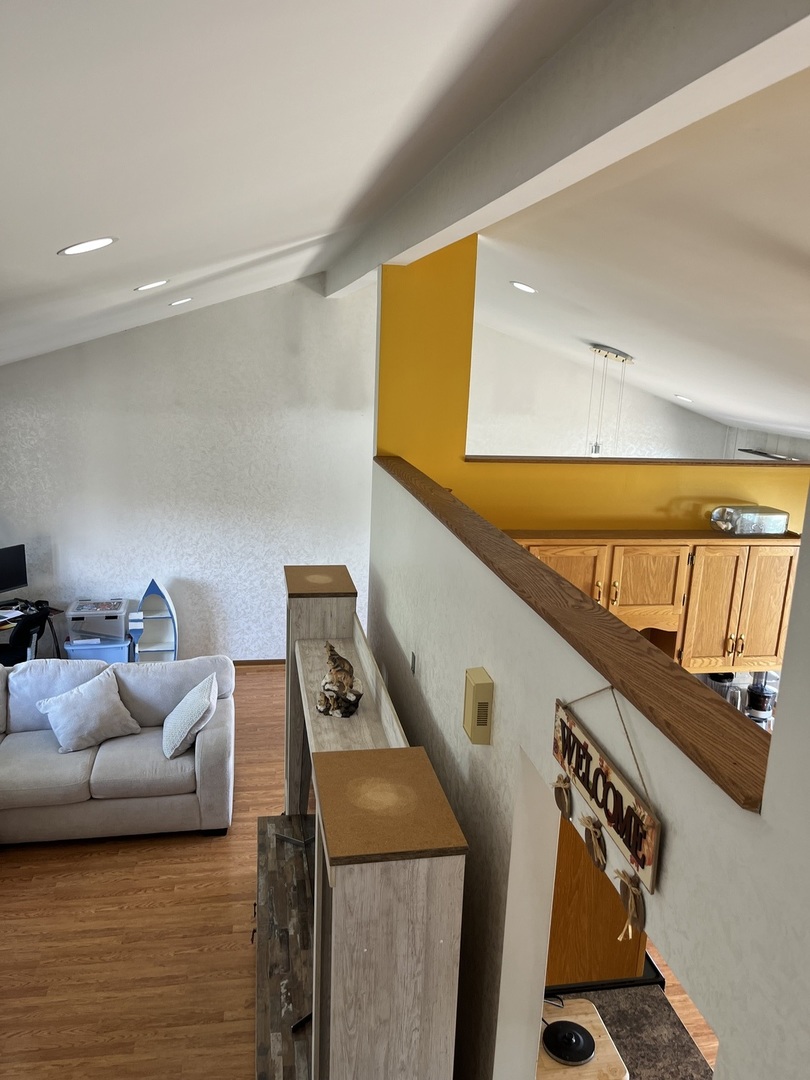 12024 S Van Beveren Drive, Alsip, IL 60803