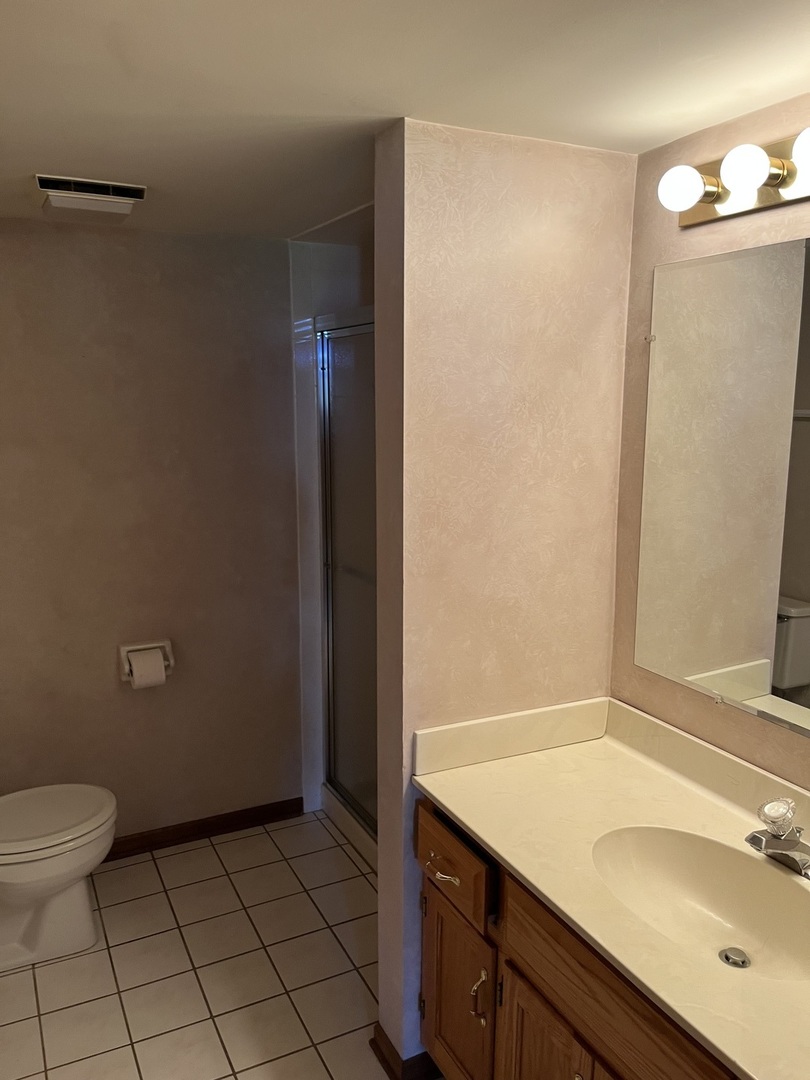 12024 S Van Beveren Drive, Alsip, IL 60803
