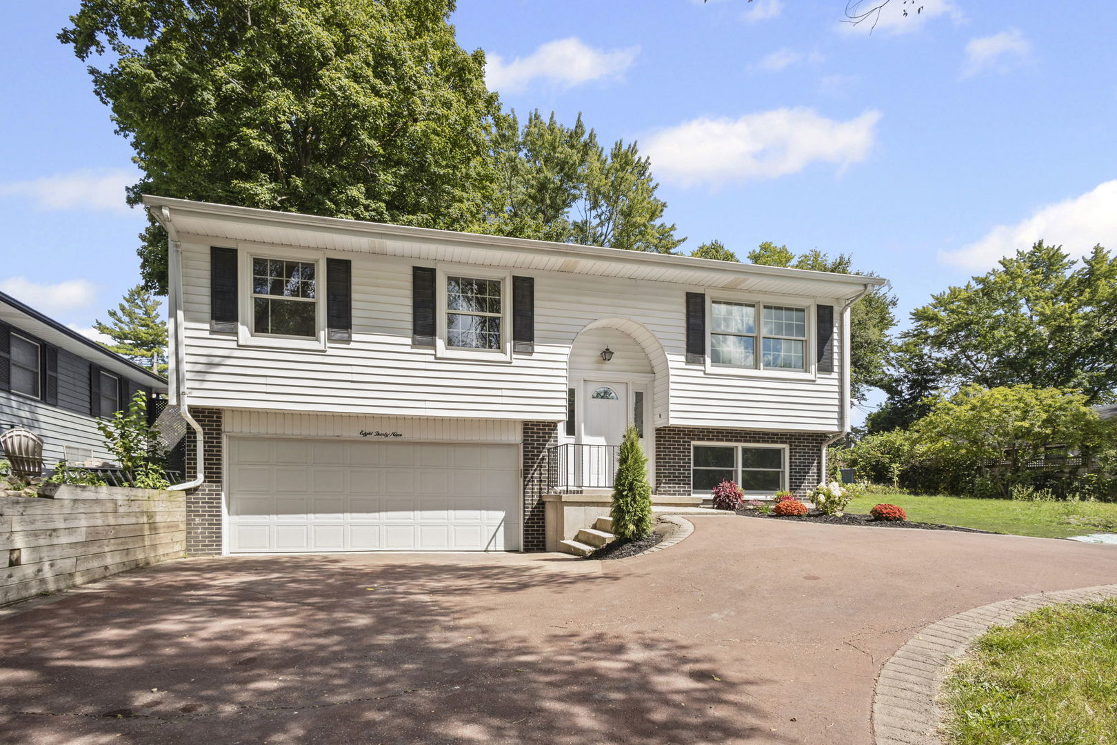839 N Bennett Street, Geneva, IL 60134