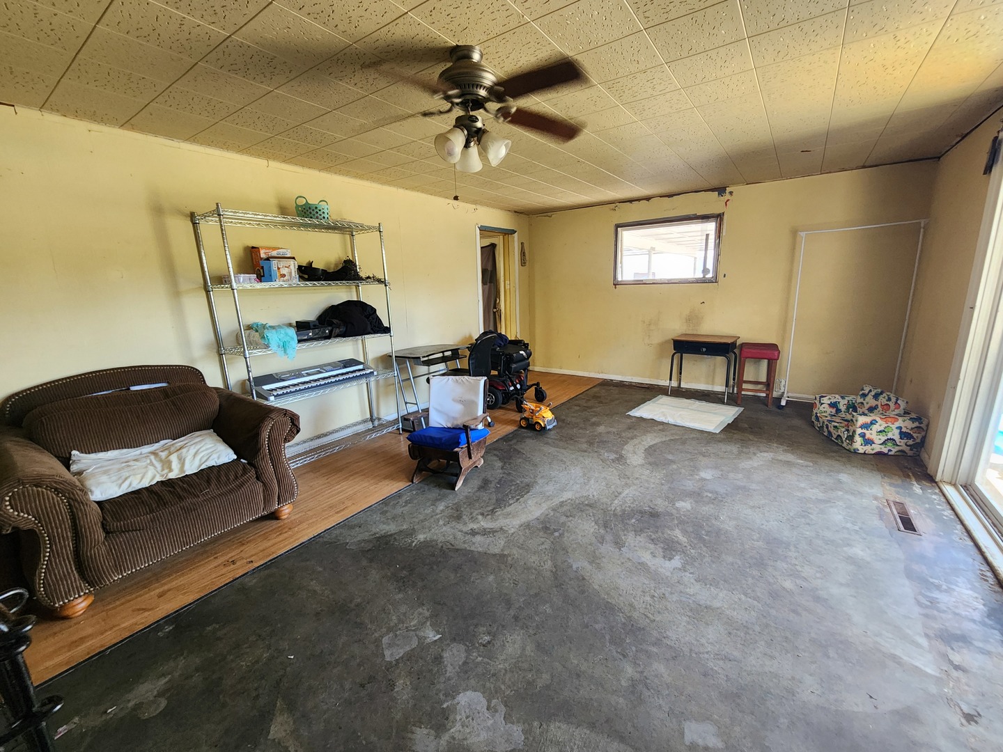 302 N Illinois Avenue, West Frankfort, IL 62896