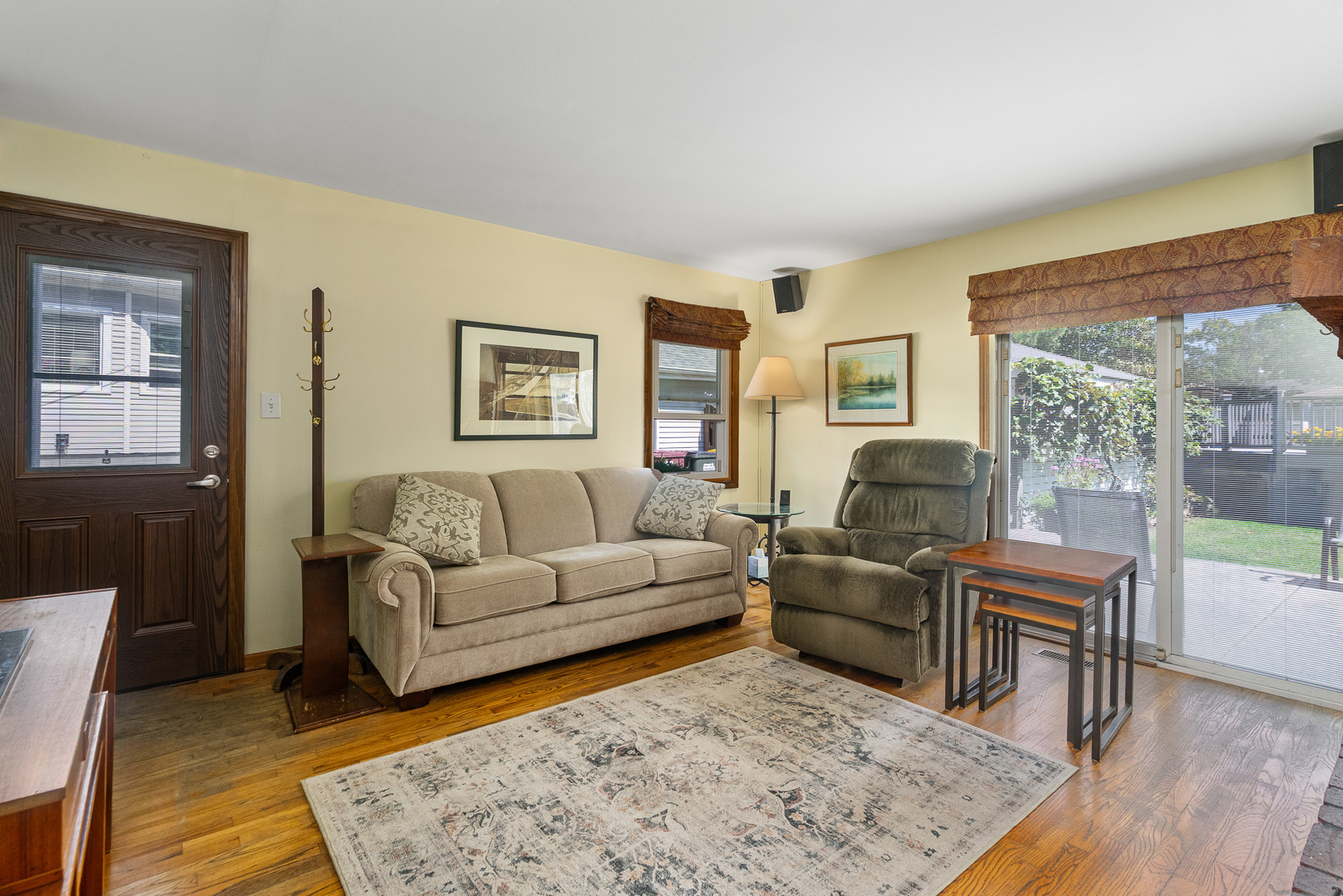 305 Schwab Street, Thornton, IL 60476