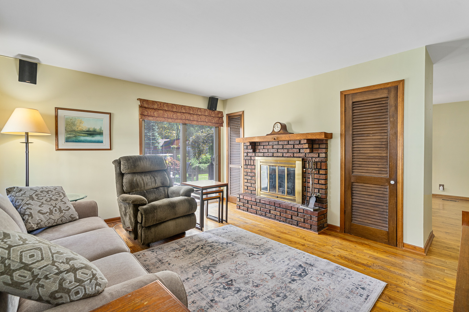 305 Schwab Street, Thornton, IL 60476