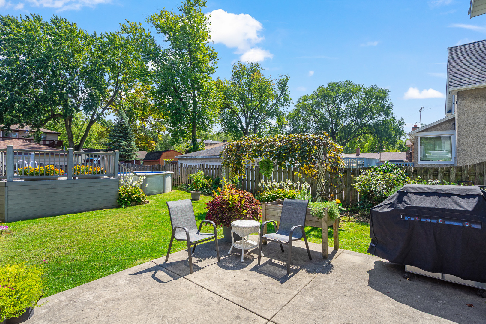 305 Schwab Street, Thornton, IL 60476