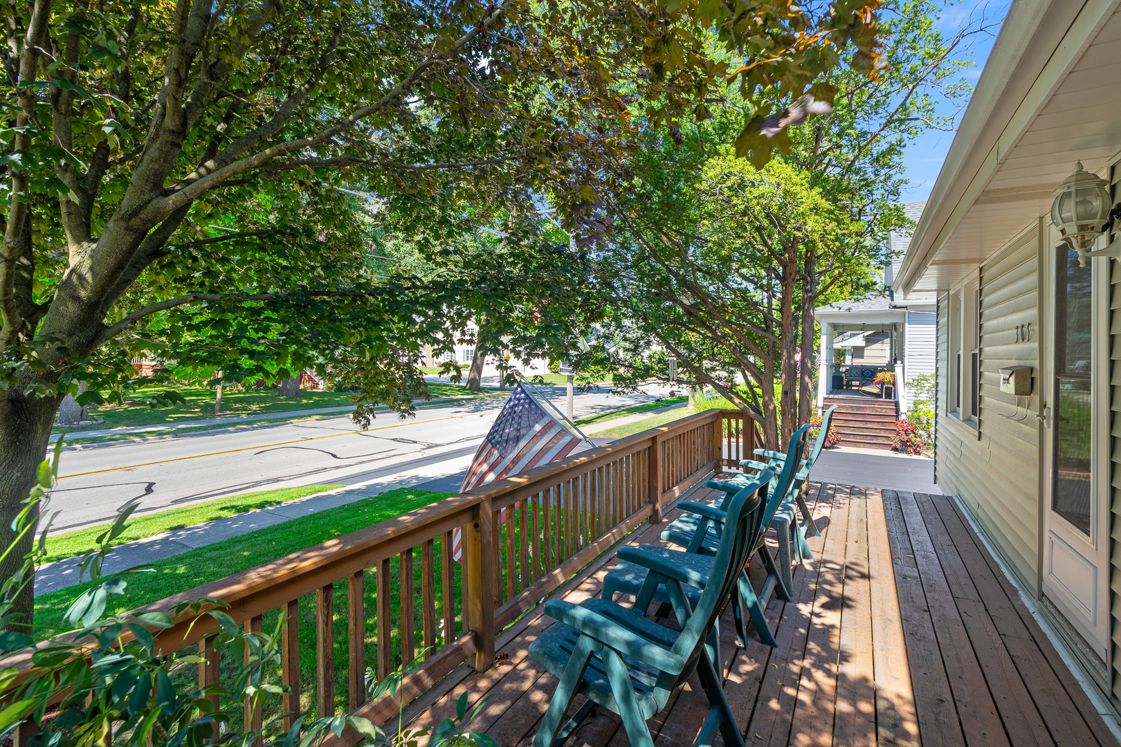 305 Schwab Street, Thornton, IL 60476