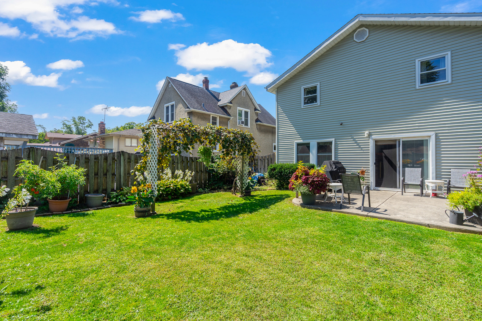 305 Schwab Street, Thornton, IL 60476