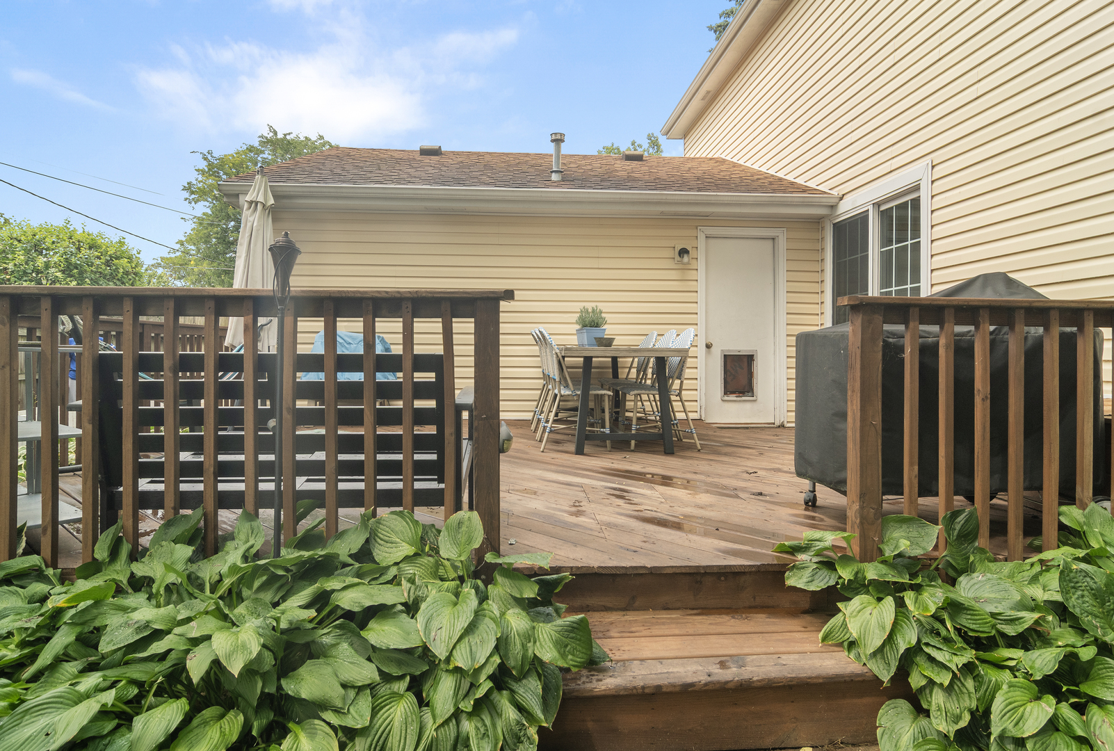 221 Oakdale Avenue, Mundelein, IL 60060