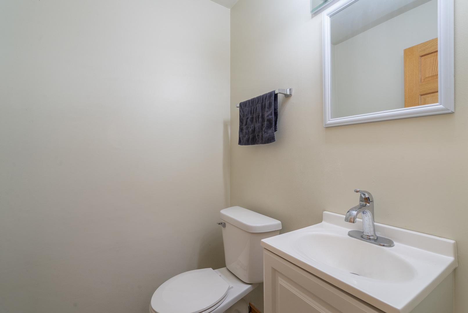 7746 W North Avenue, Frankfort, IL 60423