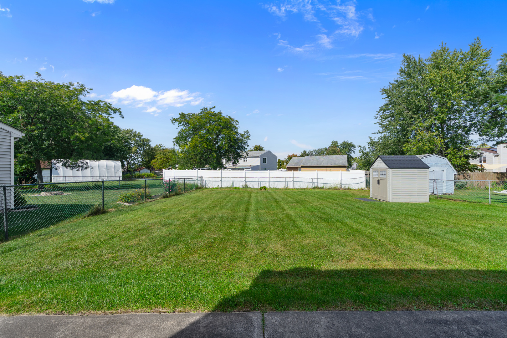 7746 W North Avenue, Frankfort, IL 60423