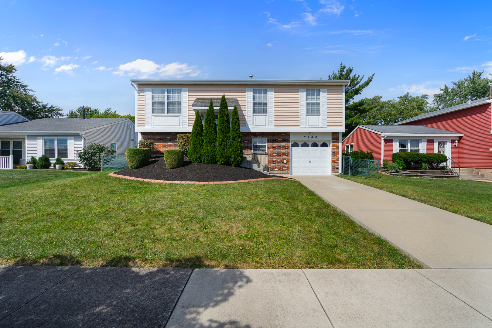 7746 W North Avenue, Frankfort, IL 60423