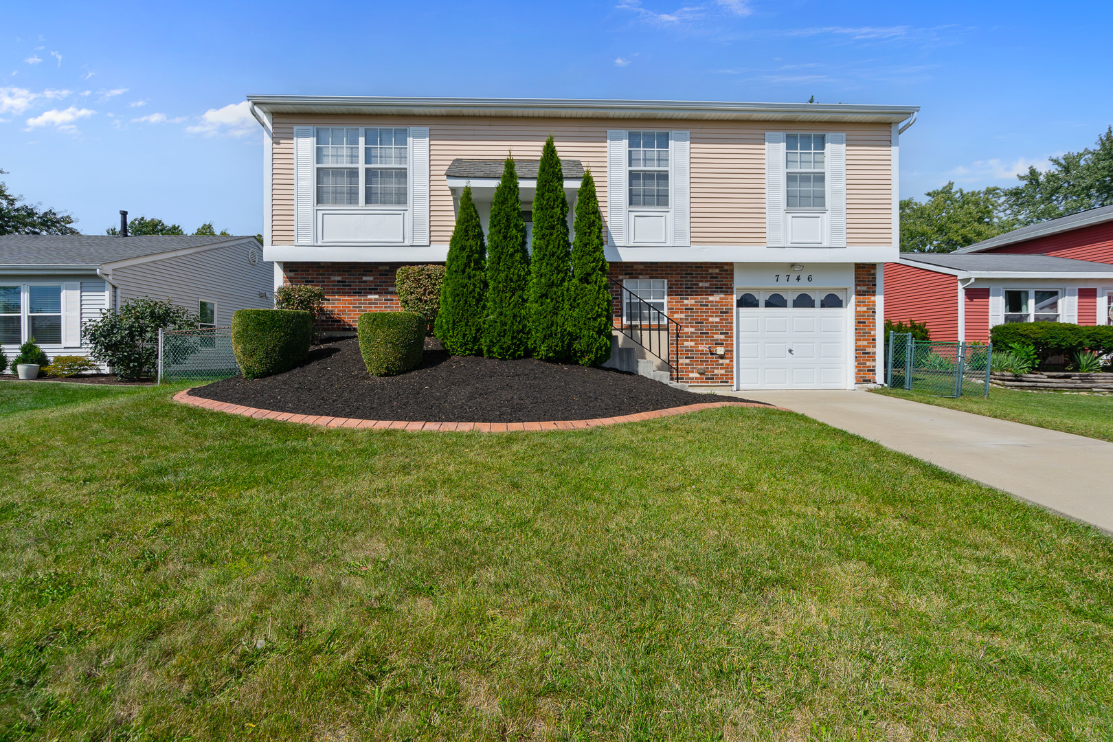 7746 W North Avenue, Frankfort, IL 60423