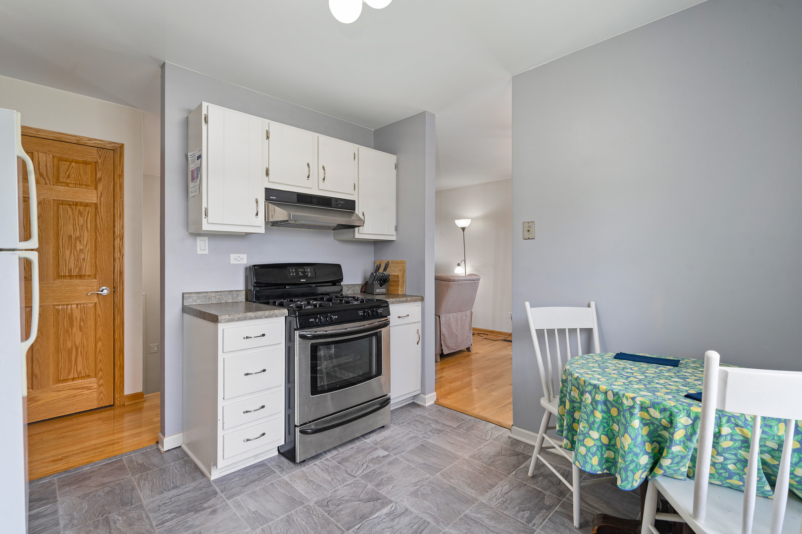 7746 W North Avenue, Frankfort, IL 60423