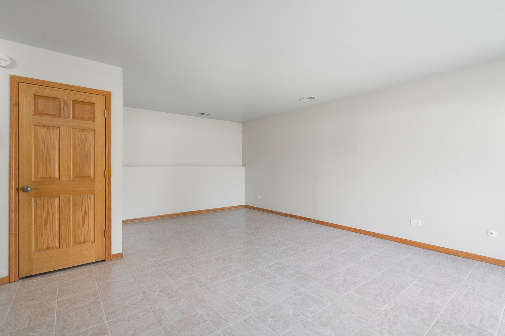 7746 W North Avenue, Frankfort, IL 60423