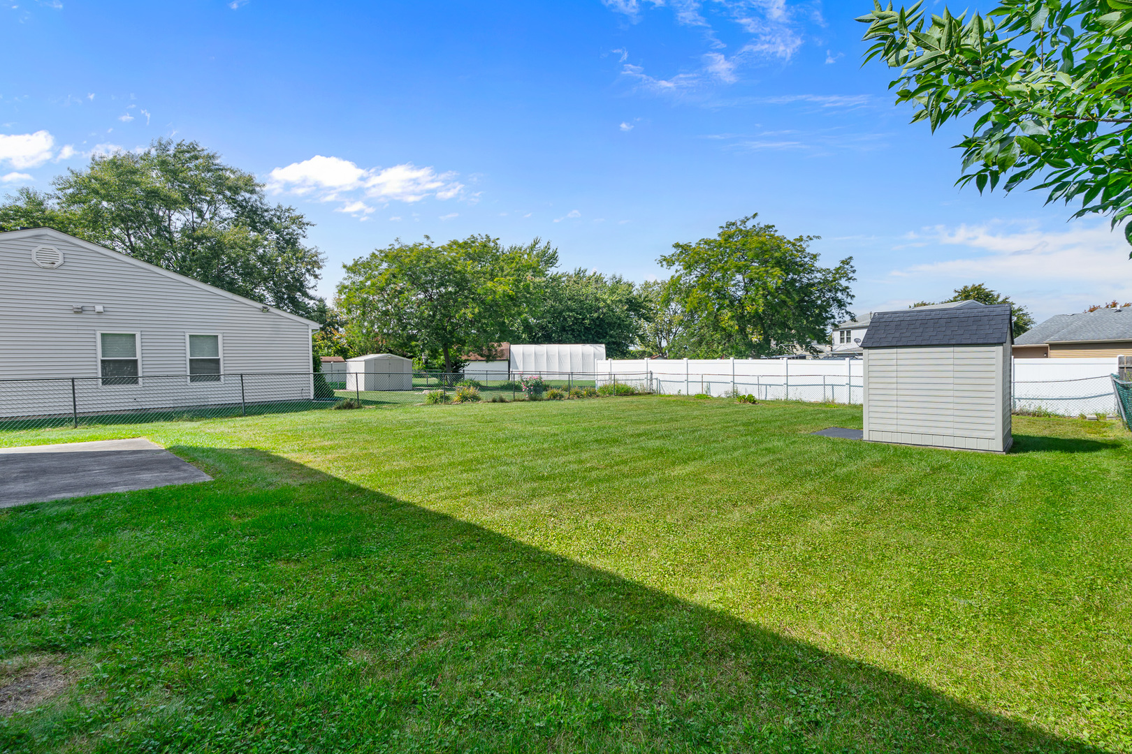 7746 W North Avenue, Frankfort, IL 60423