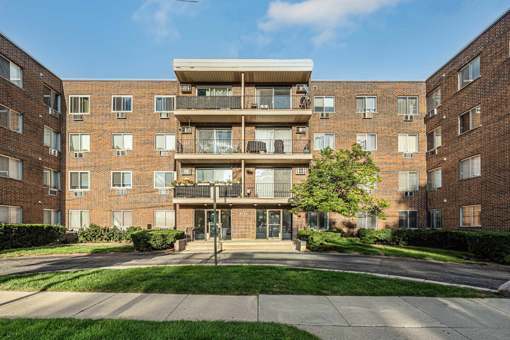 9445 Kenton Avenue #408, Skokie, IL 60076