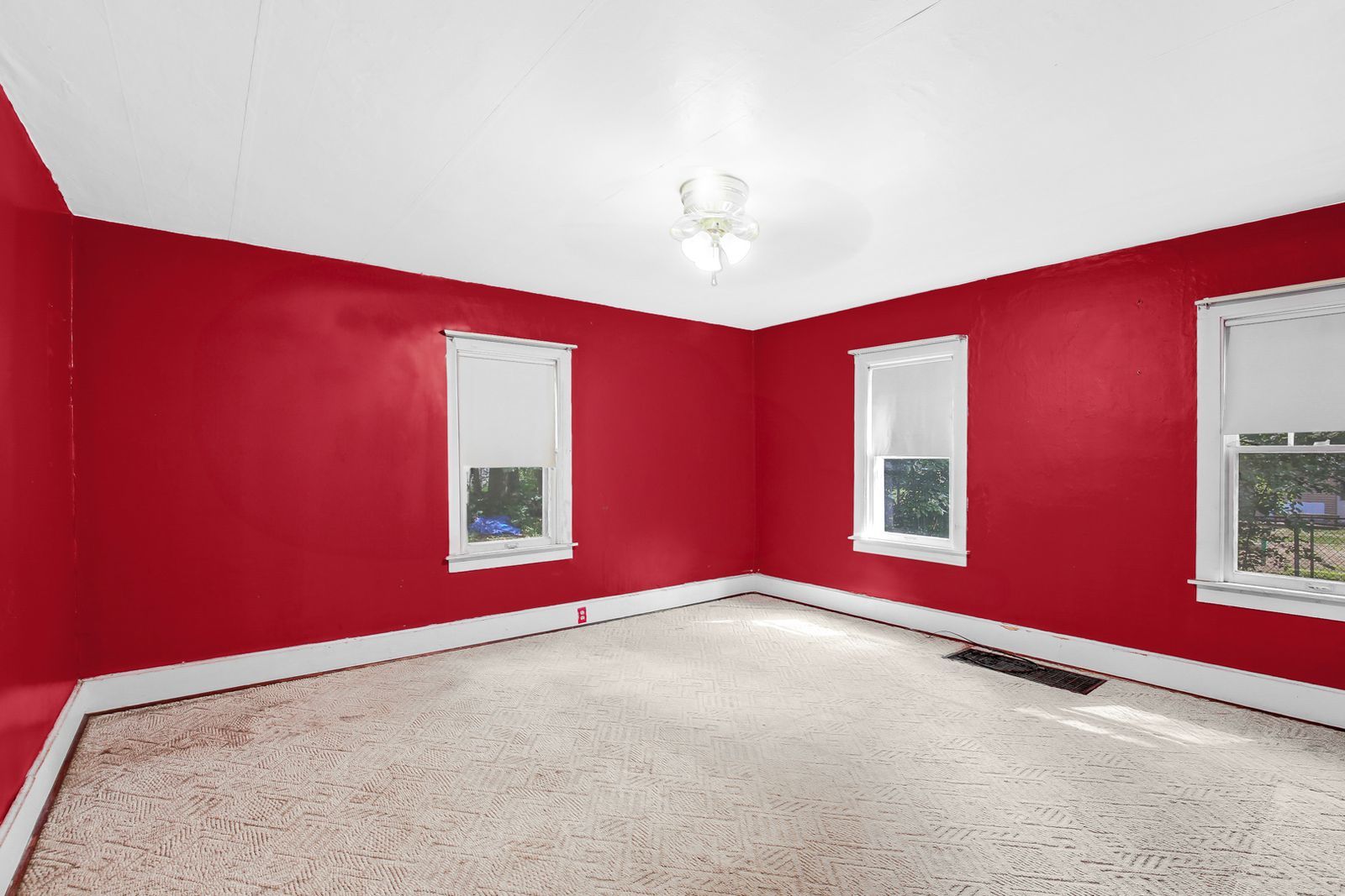 2201 Thornton Lansing Road, Lansing, IL 60438