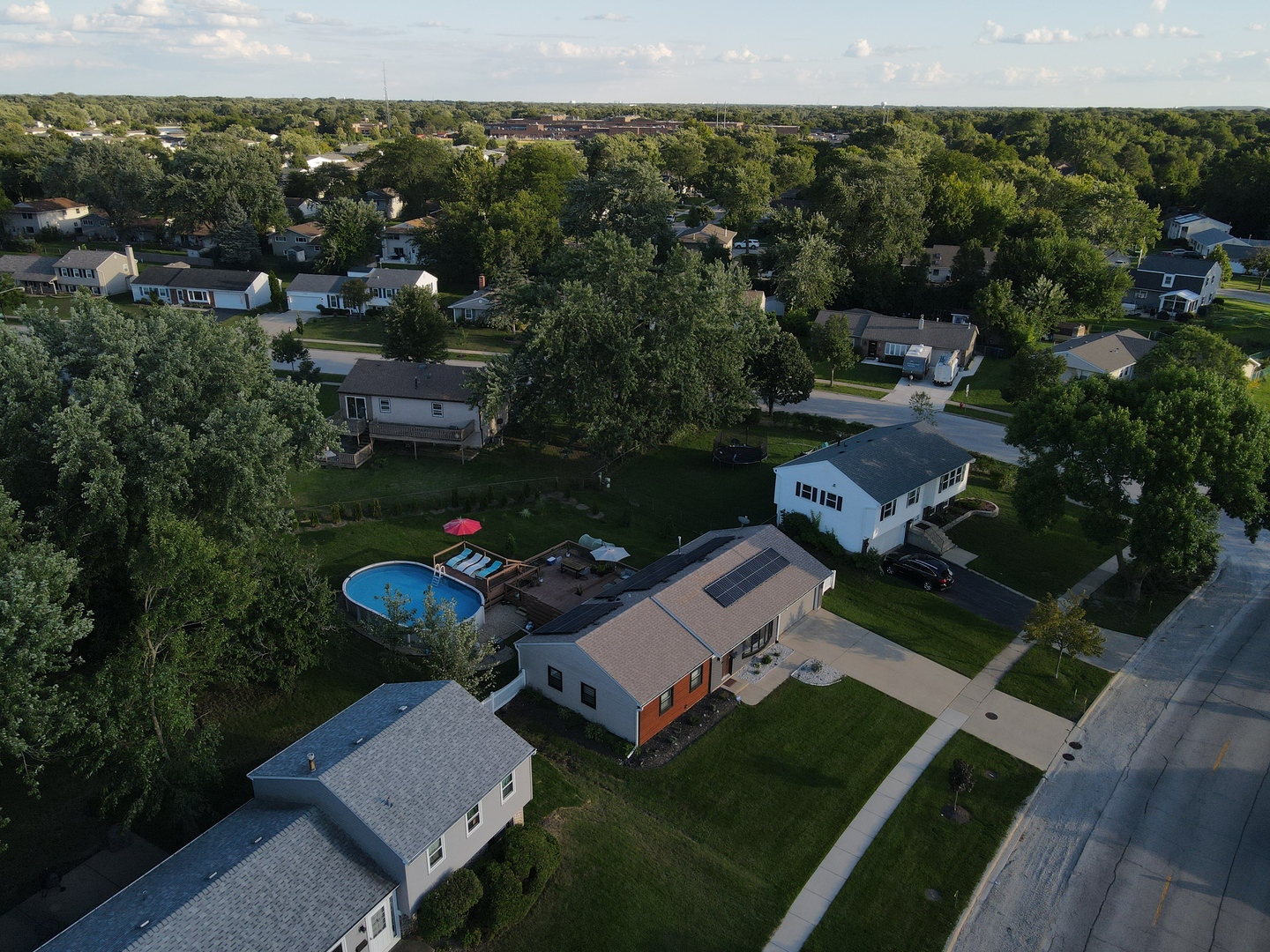 421 N Braintree Drive, Schaumburg, IL 60194