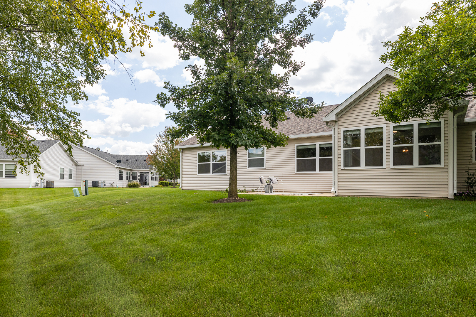 1457 W Ludington Circle, Romeoville, IL 60446