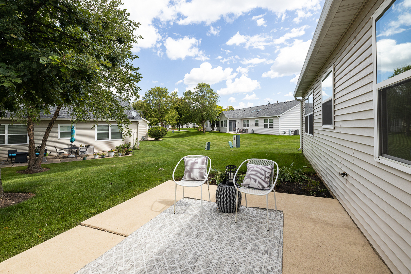 1457 W Ludington Circle, Romeoville, IL 60446