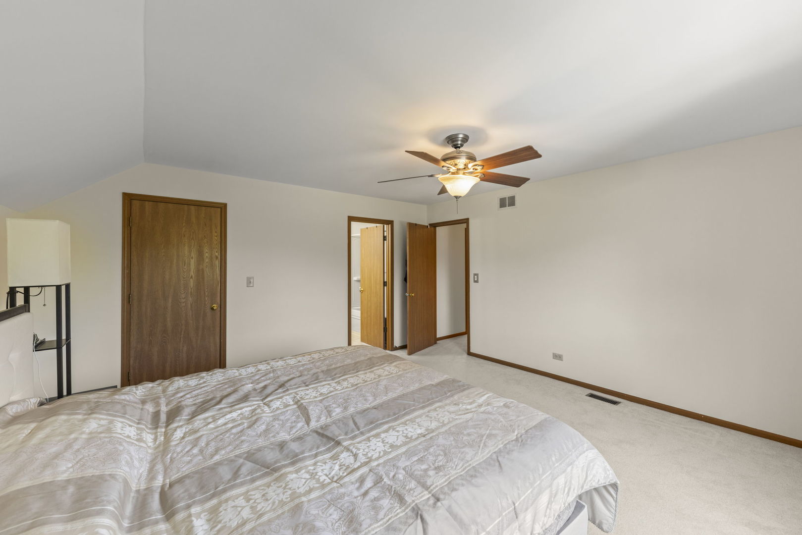 300 Starling Court #A, Bloomingdale, IL 60108