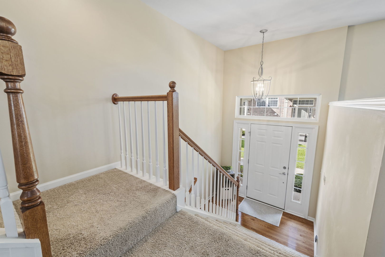 254 Devoe Drive, Oswego, IL 60543