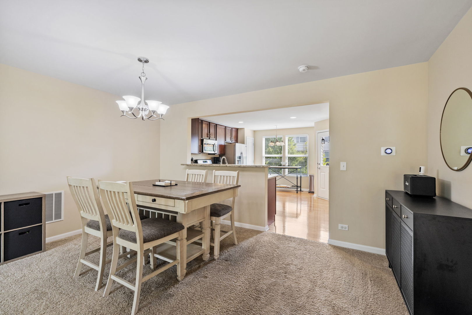 254 Devoe Drive, Oswego, IL 60543