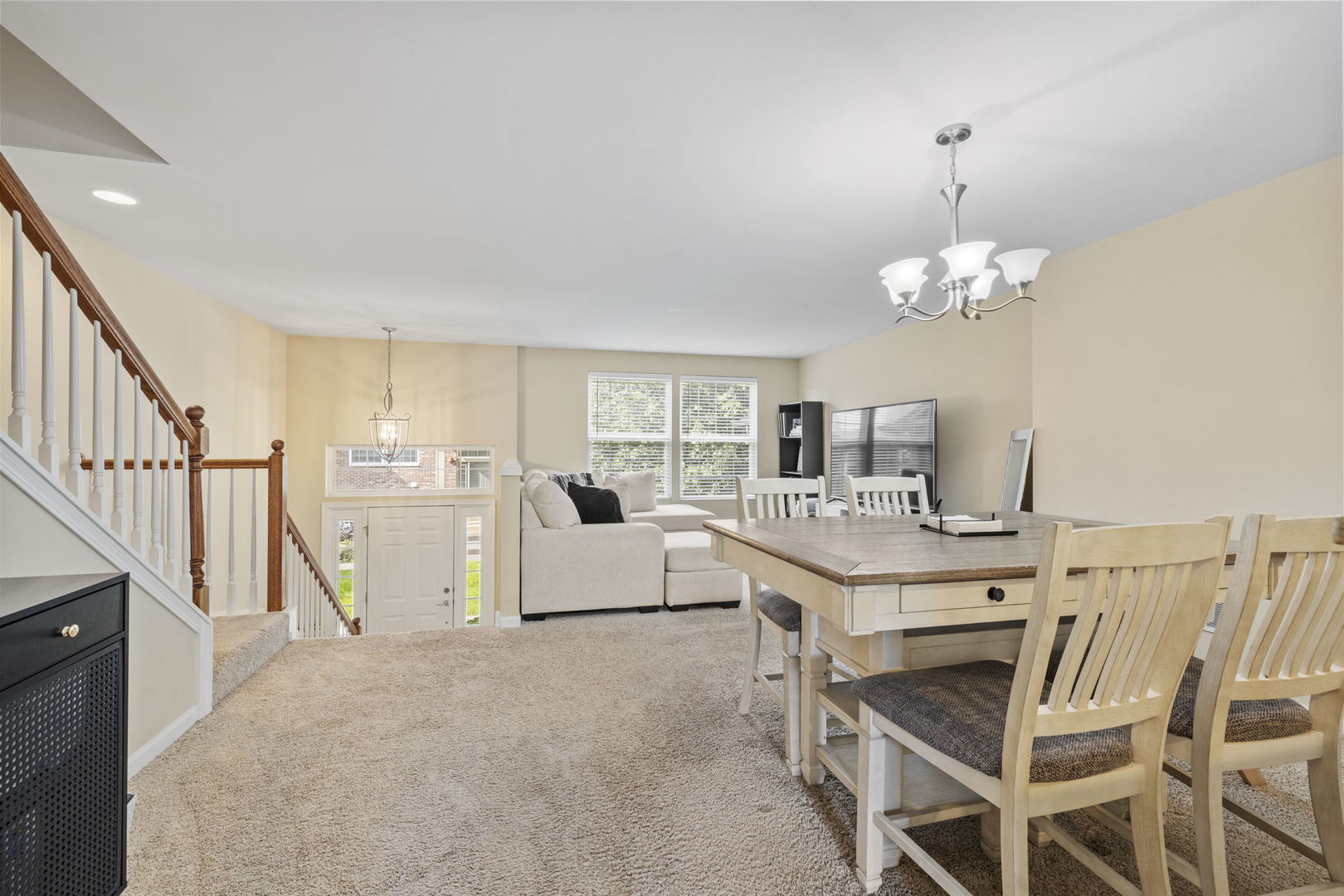 254 Devoe Drive, Oswego, IL 60543