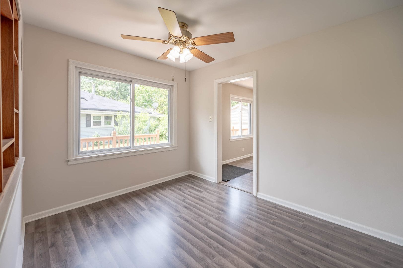 566 Glendale Avenue, Wheaton, IL 60187