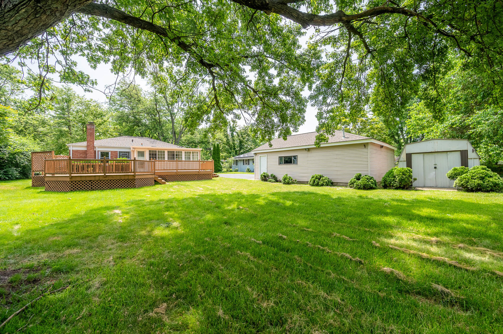 566 Glendale Avenue, Wheaton, IL 60187