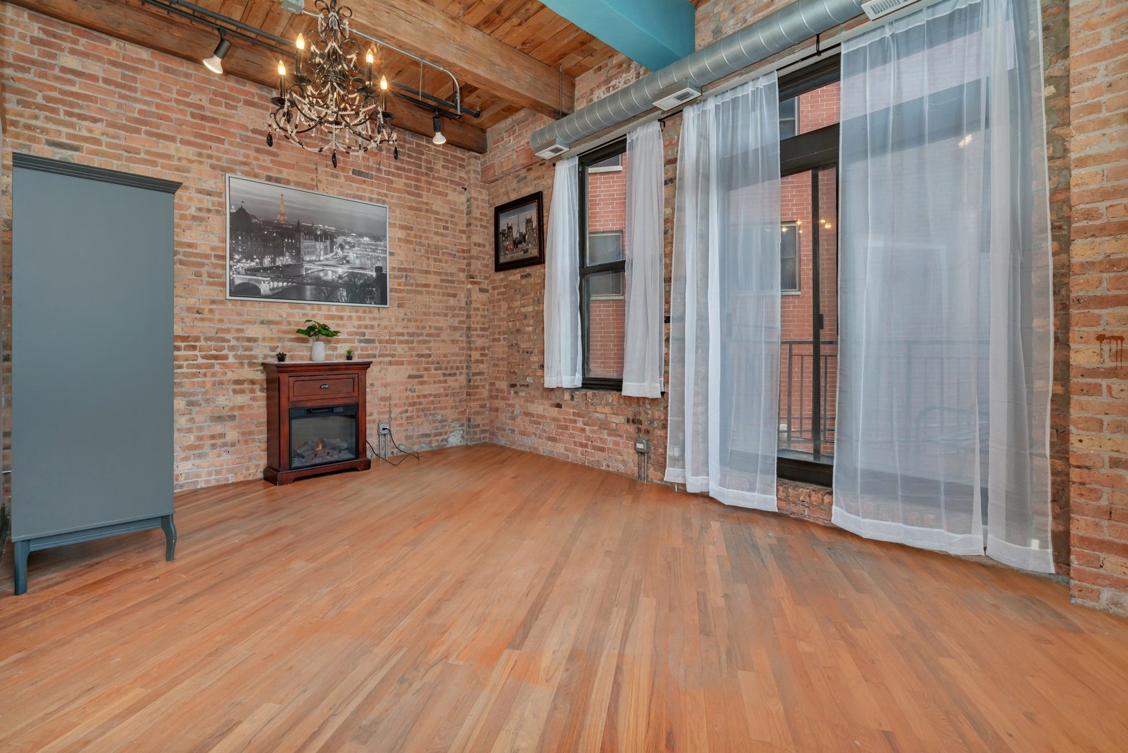 2310 S Canal Street #212, Chicago, IL 60616