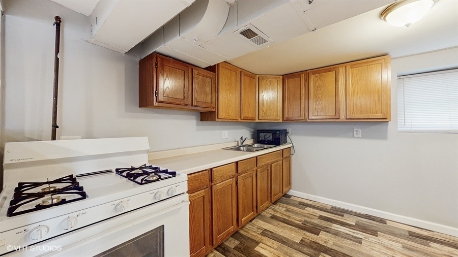 5041 W Fletcher Street, Chicago, IL 60641