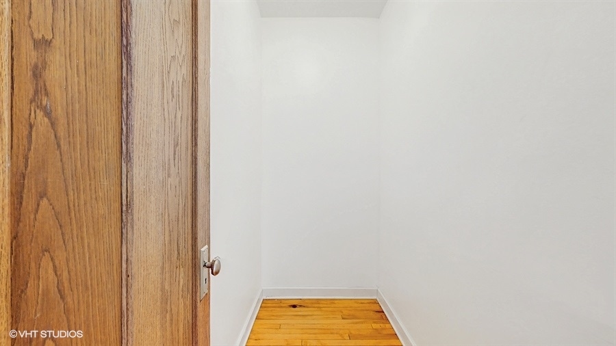 5041 W Fletcher Street, Chicago, IL 60641