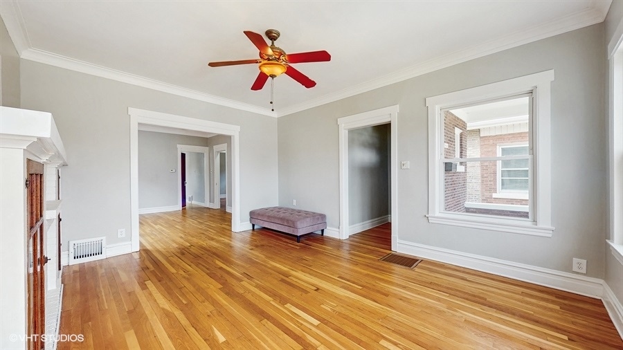 5041 W Fletcher Street, Chicago, IL 60641