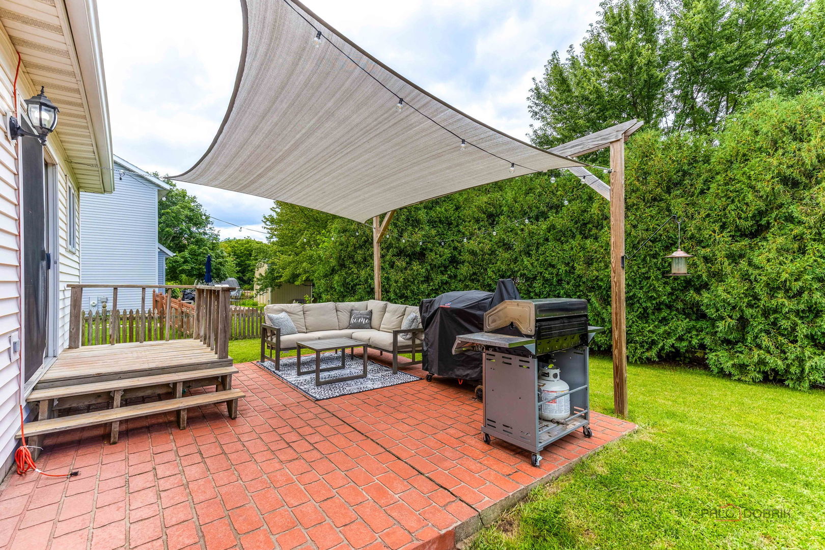 807 Aspen Way, Genoa, IL 60135