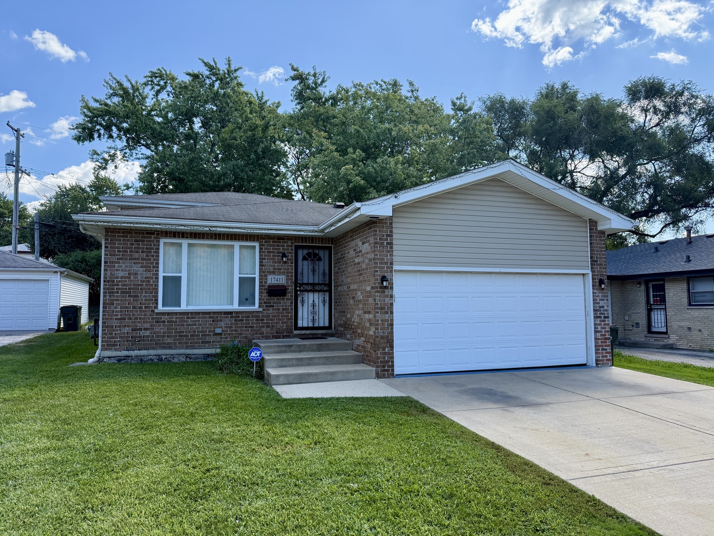 17411 Kedzie Avenue, Hazel Crest, IL 60429