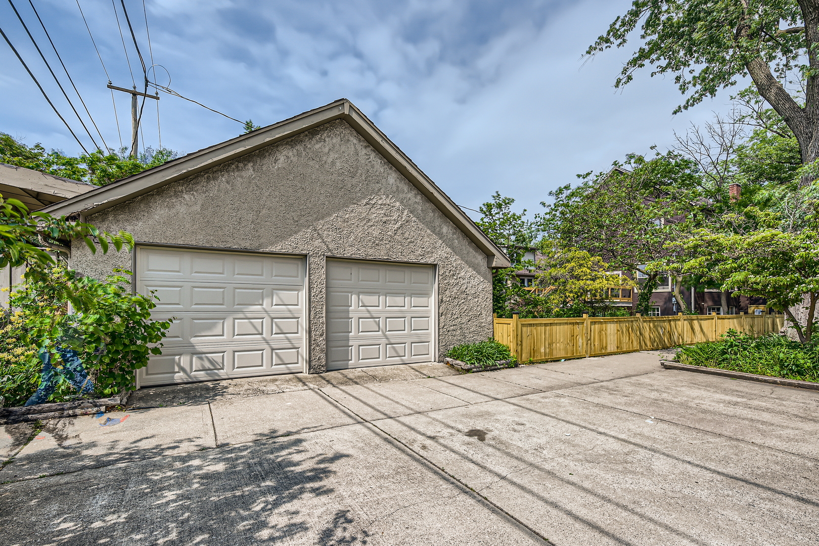 9556 S Winchester Avenue, Chicago, IL 60643